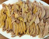 Hình bước làm 2 của món Ngan luộc và ngan nấu măng, sấu
