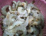 Foto langkah ke 1 dari resep Udang Saos Tiram.