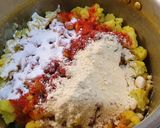 A picture of step 1 of Easy cauliflower fry.