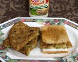 A picture of step 4 of Toasted Bread Omelette Sandwich.