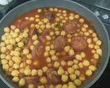 Foto del paso 3 de la receta: Garbanzos con chorizo express