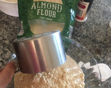 Foto del paso 3 de la receta: Arepas de avena con harina de Almendras y semillas de chía y linaza (fitness)