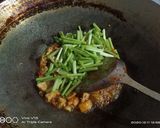 Foto langkah ke 4 dari resep Tumis sawi hijau tempe.