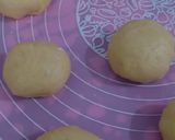 Foto langkah ke 2 dari resep Donat ubi.
