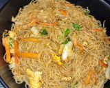 Foto langkah ke 8 dari resep Bihun Goreng.