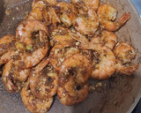 Foto langkah ke 4 dari resep Udang Goreng Saus Telur Asin.