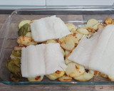 Foto del paso 4 de la receta: Bacalao gratinado con crema de sobrasada y piñones