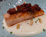 Foto del paso 7 de la receta: Salmón a la plancha con salsa de sobrasada y cremoso de patata