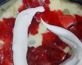 A picture of step 4 of Fruity Custard Delight.