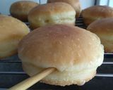 Foto langkah ke 5 dari resep Bombolini ala Crema.