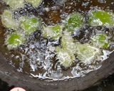A picture of step 3 of Crispy Vegetables.