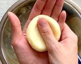A picture of step 4 of Korean Cheese Hotteok.