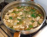 Foto del paso 4 de la receta Pechuga de pollo a la cazadora