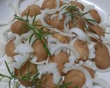 Foto del paso 5 de la receta: Papines, tomillo y romero (hierbas en la cocina)