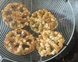 Foto langkah ke 5 dari resep Rempeyek Kacang renyah.