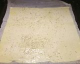 A picture of step 2 of Cheesy pastry bites.