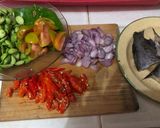 Foto langkah ke 2 dari resep Tumis ikan asin sepat dan pete.