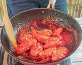 รูปขั้นตอนการทำที่ 23 ของ ปีกกลางไก่ทอดซอส 3 รส คลุกเคล้า เข้าที่ลงตัว เลยอร่อยครบ