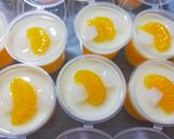 Foto langkah ke 3 dari resep Puding Lapis Lychee Jeruk.