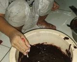 Foto langkah ke 4 dari resep Fudgy Shiny Crust Brownie (Recook mbak afifah).