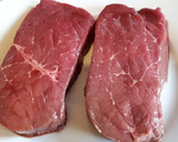 Foto del paso 1 de la receta: Ternera salteada con brotes de bambú (estilo chino)