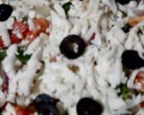 A picture of step 3 of Pasta Pizza.