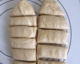 Foto langkah ke 4 dari resep Roti Sobek Ekonomis, satu Telur, lembut.
