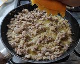 Foto del passaggio 1 della ricetta Voulevant con salsiccia al sentore di arancia
