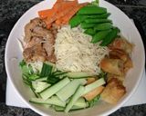 A picture of step 21 of Vietnamese Noodle salad/bowl.