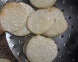 சேப்பங்கிழங்கு வறுவல் ரெசிபி ஸ்டேப் 2 புகைப்படம்