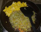 Foto langkah ke 3 dari resep Telur orak arik tauge.