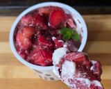 Foto del paso 6 de la receta: Frutillas maceradas con glicina sobre skyr de producción nacional 🇦🇷 🍓 con toque de sal Maldon 🧂
