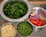 মেথি মটর আলু (methi matar aloo recipe in Bengali) রেসিপি ধাপ - 1 ছবি