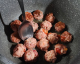 Foto del paso 3 de la receta: 🍲 Tuco con carne y chorizo 🍲