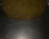 A picture of step 2 of Leftover daal paratha.
