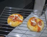 Foto langkah ke 5 dari resep Pizza Mini Teflon.