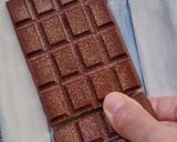 Foto del paso 4 de la receta: Chocolate helado 🍫con leche sin azúcares agregados ni edulcorantes 🍫Chocolatín casero con leche 🍫