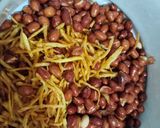 Foto langkah ke 4 dari resep Tumis kering kentang udang rebon kacang pedas.