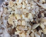 Hình bước làm 2 của món Cháo nấm, tempeh