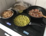 Cukkinis csirkés tészta fehérboros tejszínes szószban recept fázis 3 fotója