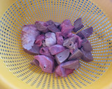Foto del paso 1 de la receta: Hígado y mollejas de cabrito encebollado