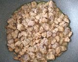 Gambar langkah 1 resipi Kailan daging pekasam petai.