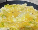A picture of step 5 of Omlet Pakoray 😋😋.