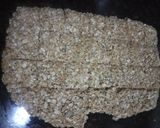 હેલ્ધી ઓટ્સ ચીકી (Healthy Oats Chiki Recipe In Gujarati) રેસીપી સ્ટેપ4ફોટો