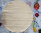 Une image de l'étape 2 de 🌿Tresse feuilletée tomates mozzarella.