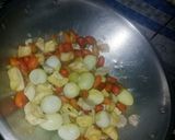 Foto langkah ke 7 dari resep Tumis kulit melinjo telur puyuh.