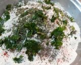 कसूरी मेथी मसाला पूरी (kasuri methi masala poori recipe in Hindi) रेसिपी चरण 2 फोटो