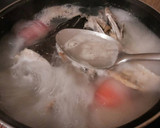 Foto del paso 2 de la receta: Sopa ligera de merluza y arroz