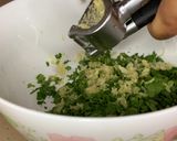 Foto del paso 2 de la receta: Pollo con cilantro al estilo Tai