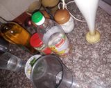 صورة لخطوة 1 من وصفة صلصة السلطة